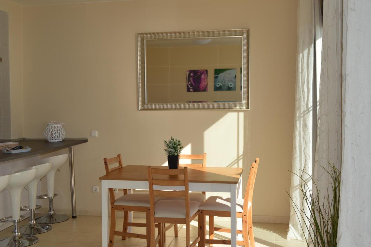 Apartamento Ana กอสตากาลมา ภายนอก รูปภาพ